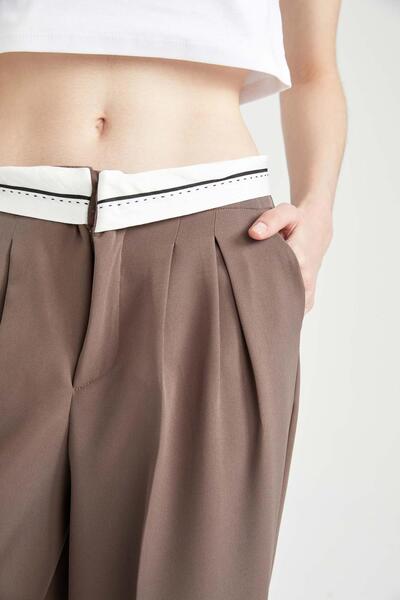 DeFacto Normal Waist Trousers Z8334az22wn