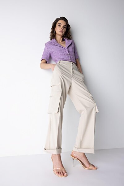 DeFacto Cargo Fit High Waist Straight Leg Trousers with Cargo Pockets A1572ax23sm