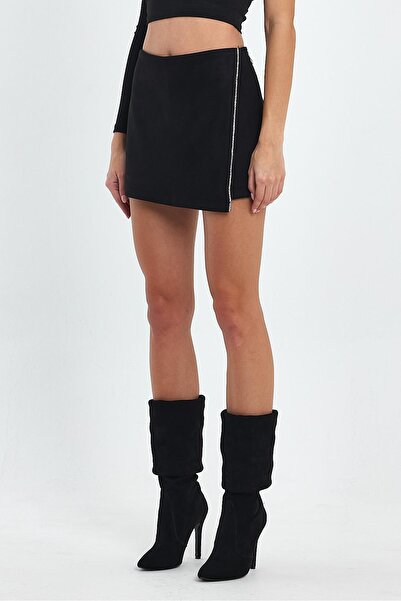 Ceylen Kapaklı Taş Detay Süet Şort Etek
