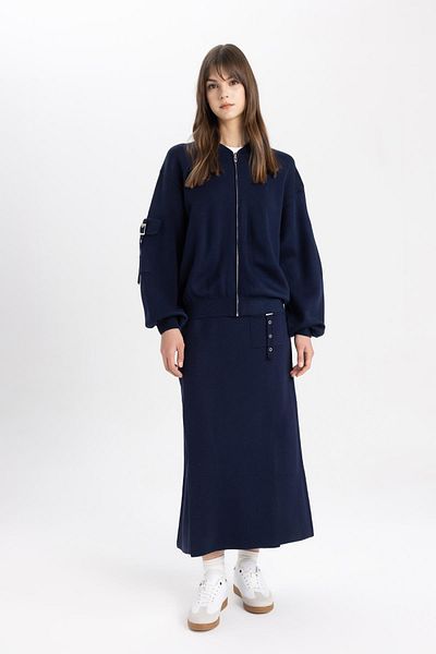 DeFacto Gerader Strickpullover mit College-Kragen und Reißverschluss – Bomber-Cardigan B8859ax24sp