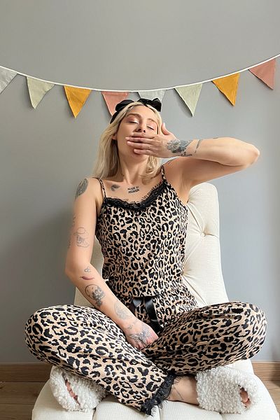 Pijamaevi Γυναικείο Σετ Πιτζάμες Καφέ Leopard Δαντελένιο λουράκι πλεκτό