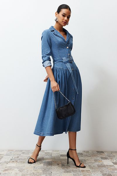 Trendyol Collection Light Blue Maxi Denim Dress with Belt and Jacket Neckline Twoss24El00776