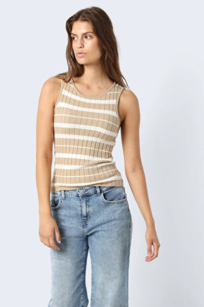 Noisy May NMFREYA S/L O-NECK KNIT TOP FWD DD