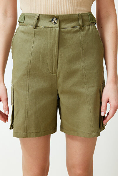 Trendyol Collection Σορτς υφασμένο με τσέπη Khaki Cargo TWOSS24SR00068