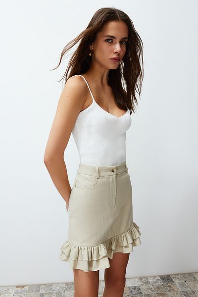 Trendyol Collection Μπλούζα Ecru Basic Knitwear με λαιμόκοψη TWOSS24BZ00147