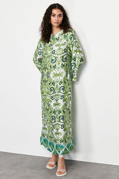 Trendyol Modest Grünes Satin-Abendkleid mit ethnischem Muster, Jalabiya-Kleid TCTSS23DB00028