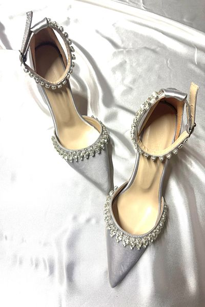 TrendyAnka Satin Silver Crystal Stone 8 Cm Transparent Heeled Pointed Toe Evening Dress Shoes
