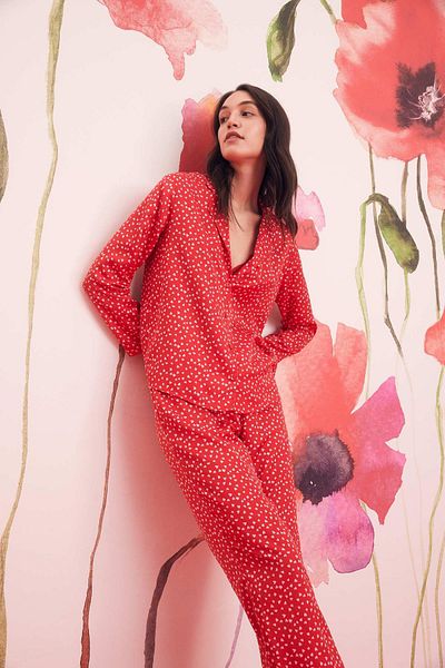 DeFacto Fall In Love Regular Fit Pajama Collar Heart Patterned Pajama Top Z5321az23sp
