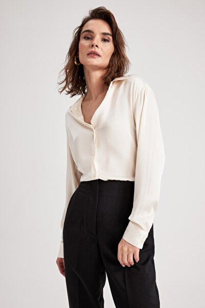 DeFacto Regular Fit Basic hosszú ujjú szatén ing Z2989az23sp