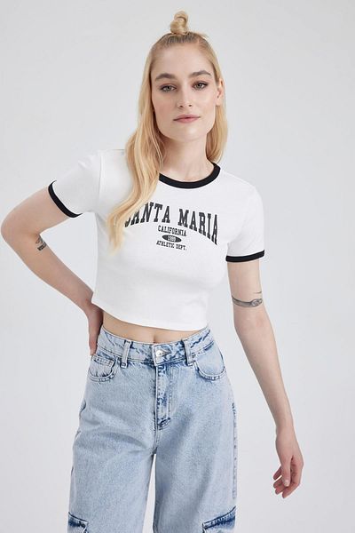 DeFacto Fitted Crew Neck Printed Short Sleeve Crop T-Shirt A0611ax23sm