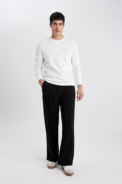 DeFacto Relax-Fit-Jogginghose mit weitem Bein und Taschen B4934ax24sp
