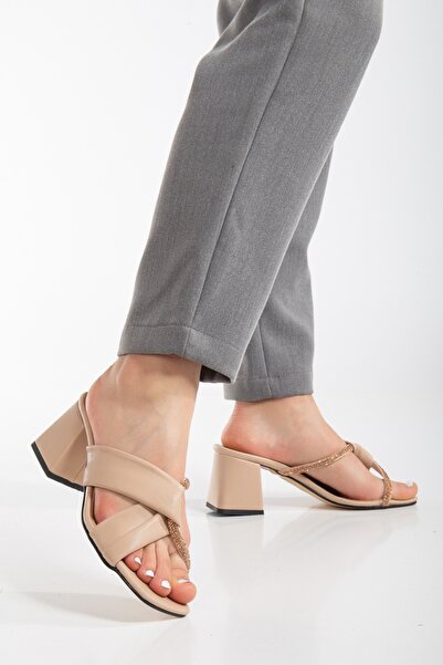 DARUGA شبشب نسائي أنيق للغاية بكعب سميك ومطرز بالأحجار