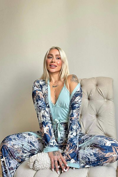 Pijamaevi Exkluzivní sada pleteného dámského pyžama Mint Flore s županem