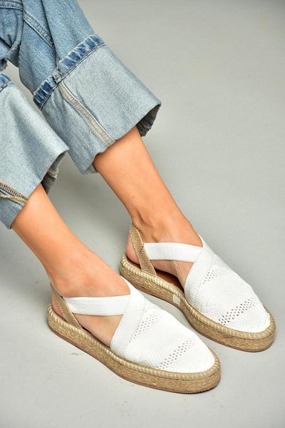 Fox Shoes S404010106 Espadrilles-Sandalen aus weißem Spitzenstoff für Damen
