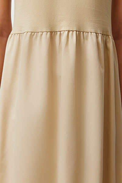 Trendyol Modest Μπεζ Αμάνικο πλεκτό φόρεμα με βολάν μονό-ζέρσεϊ-πόπλιν TCTSS24EB00155