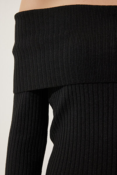 Happiness İstanbul Dámský černý svetr s límečkem Madonna FN03180