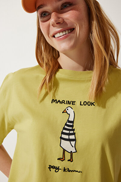 Happiness İstanbul Damska koszulka z dzianiny typu oversize, haftowana w kolorze oliwkowej zieleni NJ00140