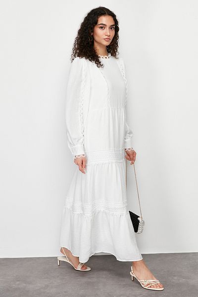 Trendyol Modest Λεπτομερές υφαντό φόρεμα με λευκή γραμμή με κέντημα TCTSS24EB00178