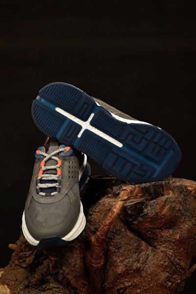 MARCOMEN Чоловічі літні шкіряні снікерси з димчастим відтінком. Інноваційний стиль, що поєднує в собі елегантність і комфорт, товста підошва.