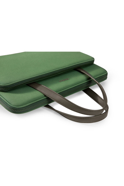 Tomtoc Универсален калъф за 16-инчов MacBook Pro A11 в зелен цвят - A11f2t1