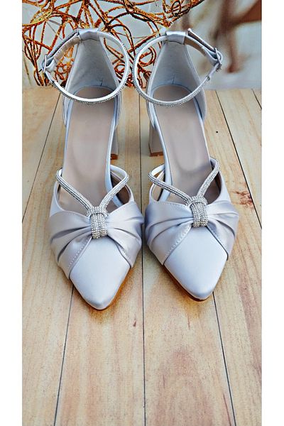 Modavien pantofi de seara din satin cu toc argintiu de 5 cm grosime