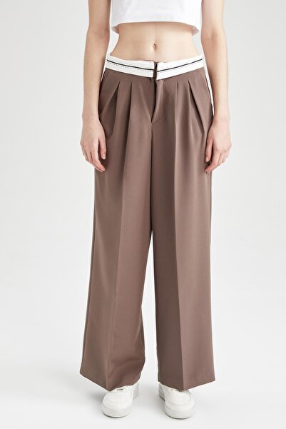 DeFacto Normal Waist Trousers Z8334az22wn
