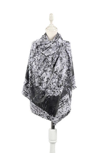 Bursa İpek Black Peach Tree Pattern Winter Shawl