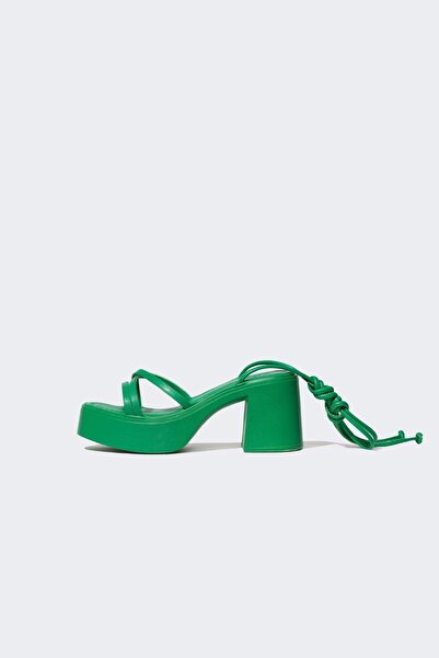 DeFacto Dámské sandály se silnou podrážkou Z9101az23sm