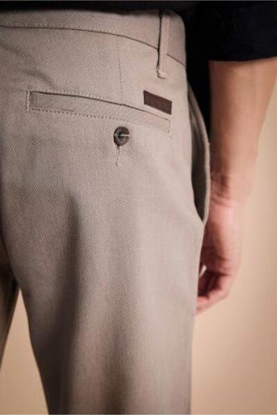 DeFacto Regular Fit Straight Leg Trousers R4902az23sp