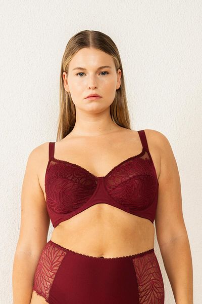 Magic Form - Lacy Tulle Sponge-Free Gathering Bra - 6485