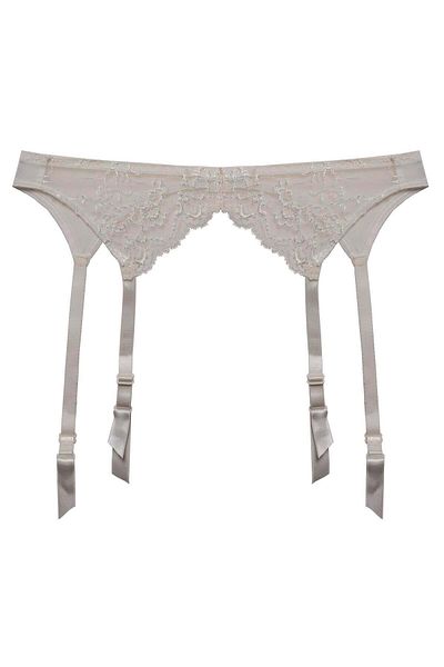 Magic Form 968 Model Lacy Garter