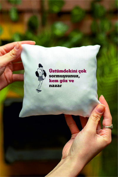 Teknograf Üstümdekini Çok Sormuşsunuz Tasarımlı Mini Dekoratif Yastık