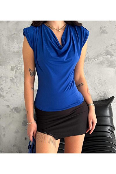 ALLEYTA Sandy Degaje Collar Padded Blouse