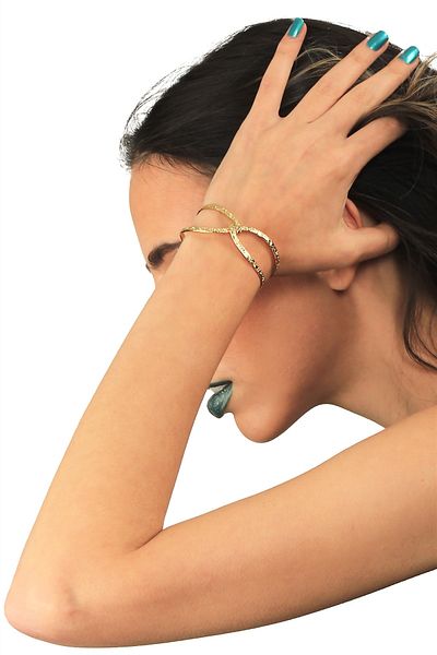 LABALABA Women's Lacquer Gold Color Plated Adjustable Open Band Sailor Knot Handcuff Bracelet