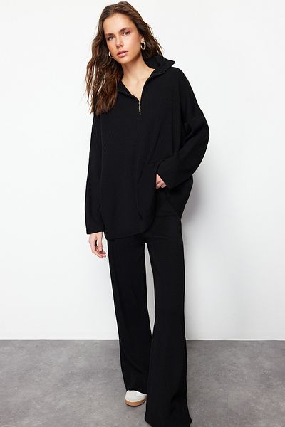 Trendyol Collection Black Comfortable Cut Stand Collar Basic Knitwear Top and Bottom Set TWOSS24AU00078