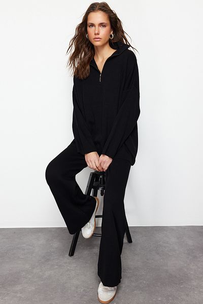 Trendyol Collection Black Comfortable Cut Stand Collar Basic Knitwear Top and Bottom Set TWOSS24AU00078