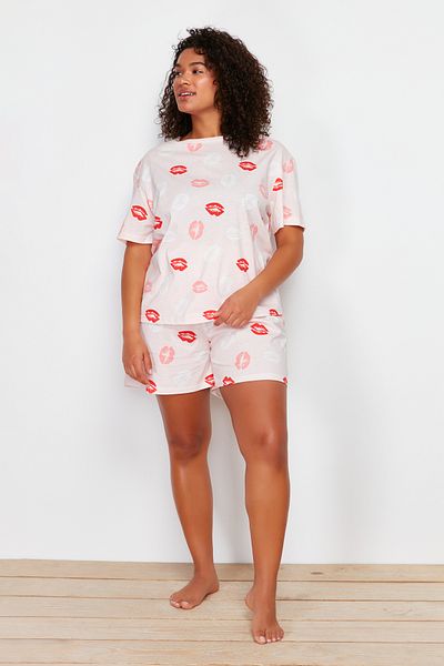 Trendyol Curve Multicolored Patterned Knitted Pajamas Set TBBSS24AI00040