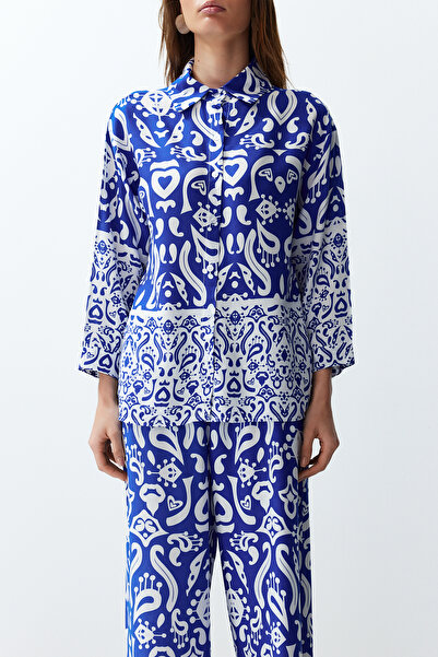 Trendyol Collection Zebra mintás kék szőtt ing és nadrág szett - TWOSS24AU00082