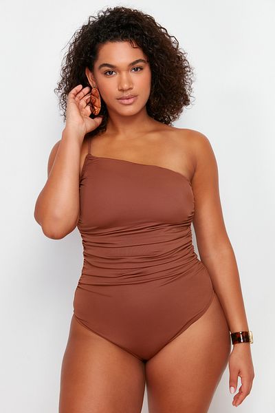 Trendyol Curve Brauner Badeanzug mit einer Schulter TBBSS24AM00014