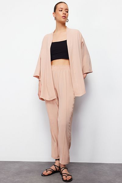 Trendyol Collection Комплект з тканого кімоно та штанів Tas TWOSS24AU00037