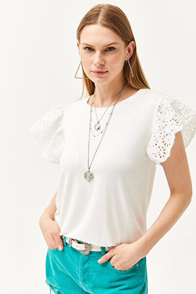 Olalook Damenbluse aus Viskose mit ecrufarbenen Ärmeln und gewelltem Saum BLZ-19002553