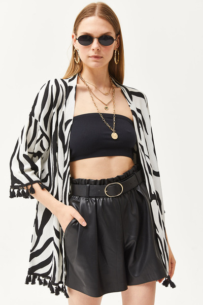 Olalook Women's Zebra Black Tasseled Loose Knitted Kimono KMN-00000056