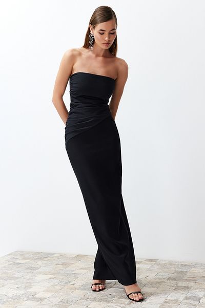 Trendyol Collection Czarna, tkana, długa suknia wieczorowa TPRSS24AE00053