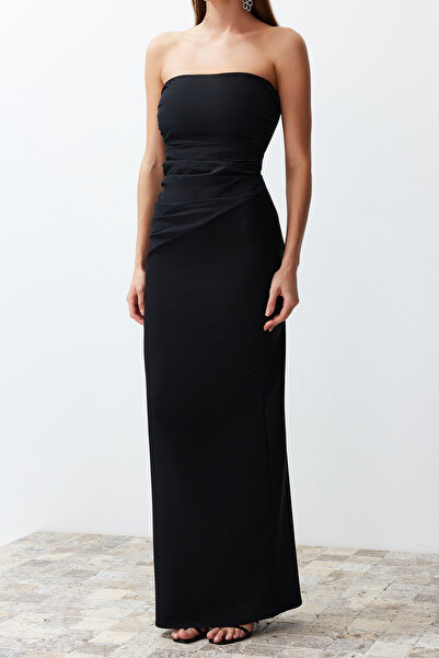 Trendyol Collection Černé tkané dlouhé večerní šaty na tělo TPRSS24AE00053