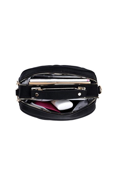 Bagacar Μαύρη καπιτονέ - Κομψή τσάντα χιαστί χεριών και ώμου