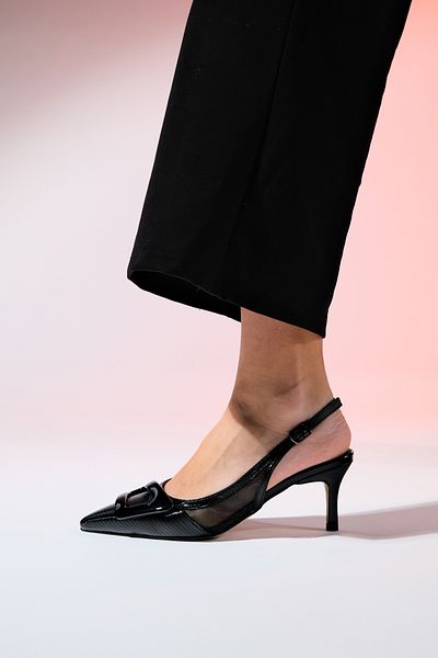 LuviShoes Dámské pruhované dámské boty se špičatou špičkou s otevřenou zadní částí a tenkými podpatky FOLEY
