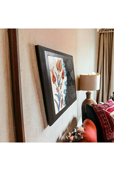 AYGEN Handmade Çini Seramik Yaldız Süslemeli Geleneksel Lale Tasarım 37 x 37 - 32 x 32 cm Çerçeveli Tablo