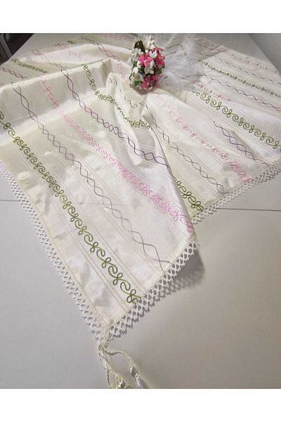 denizli hatırası Crem - Fata De Masa Brodata Matase Colorata Dantela 90x90 Cm