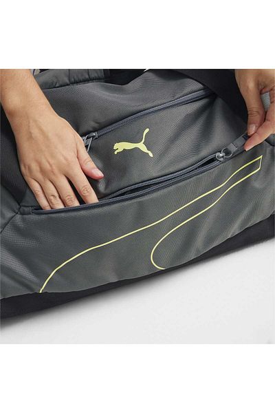 Puma Geantă de sport medie Fundamentals - Elegantă și funcțională