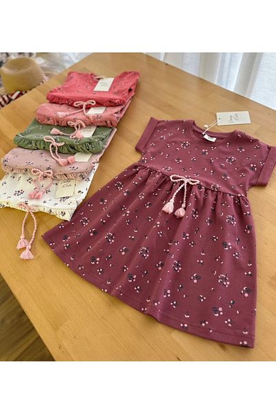 Elidabutik Rochie verde cu detaliu cu ciucuri cu imprimeu floral